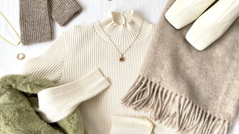 メチャカリはひどい?口コミや評判・お得に洋服を楽しめるメチャカリの特徴を解説